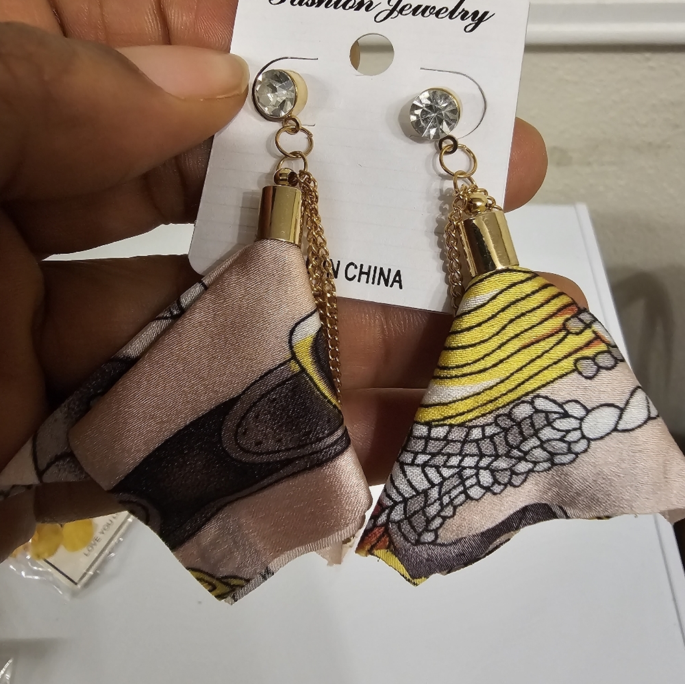 THREE (3) PIECES OF BEAUTIFUL SATIN MATERIAL FLOWER EARRINGS.